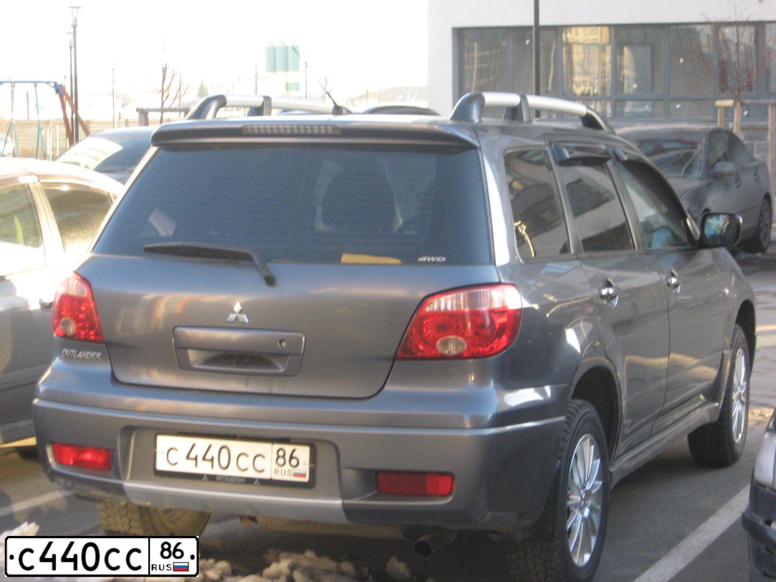 Фото автомобиля MITSUBISHI OUTLANDER, 2007 — госномер С440СС86. Цвет: СЕРЫЙ