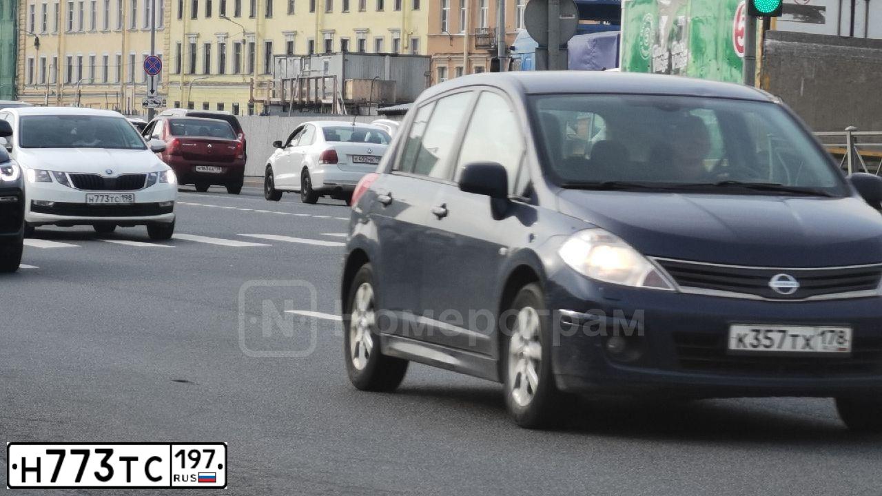 Фото автомобиля HONDA ACCORD, 2012 — госномер В777АУ50. Цвет: ЧЕРНЫЙ