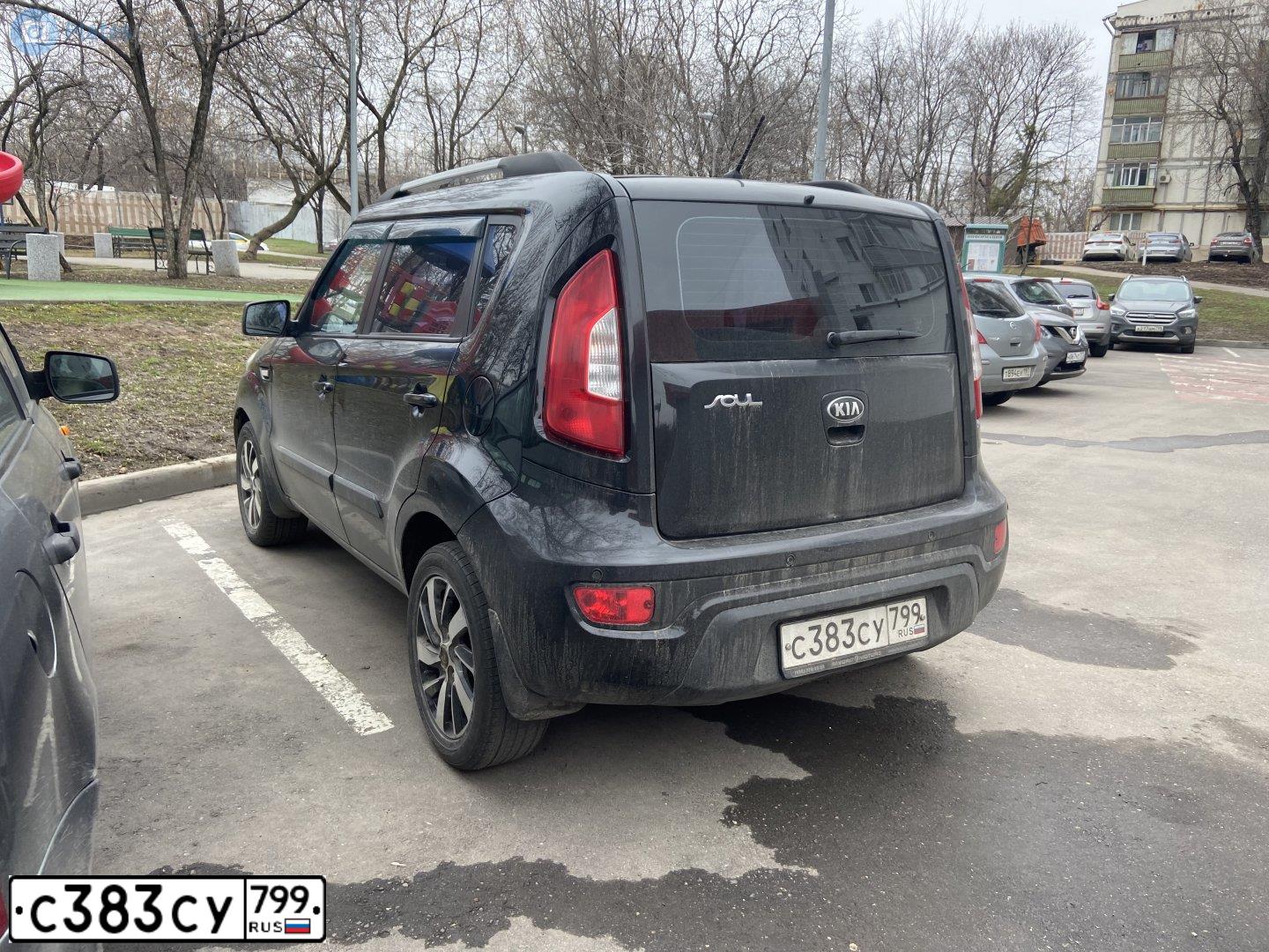 Фото автомобиля KIA SOUL, 2013 — госномер Н326АА550. Цвет: ЧЕРНЫЙ