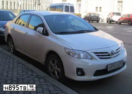 Фото автомобиля TOYOTA COROLLA, 2007 — госномер У987ТН47. Цвет: СЕРЕБРИСТЫЙ