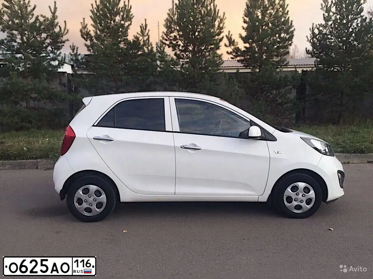 Фото автомобиля KIA PICANTO / MORNING, 2011 — госномер У141ЕЕ163. Цвет: Белый