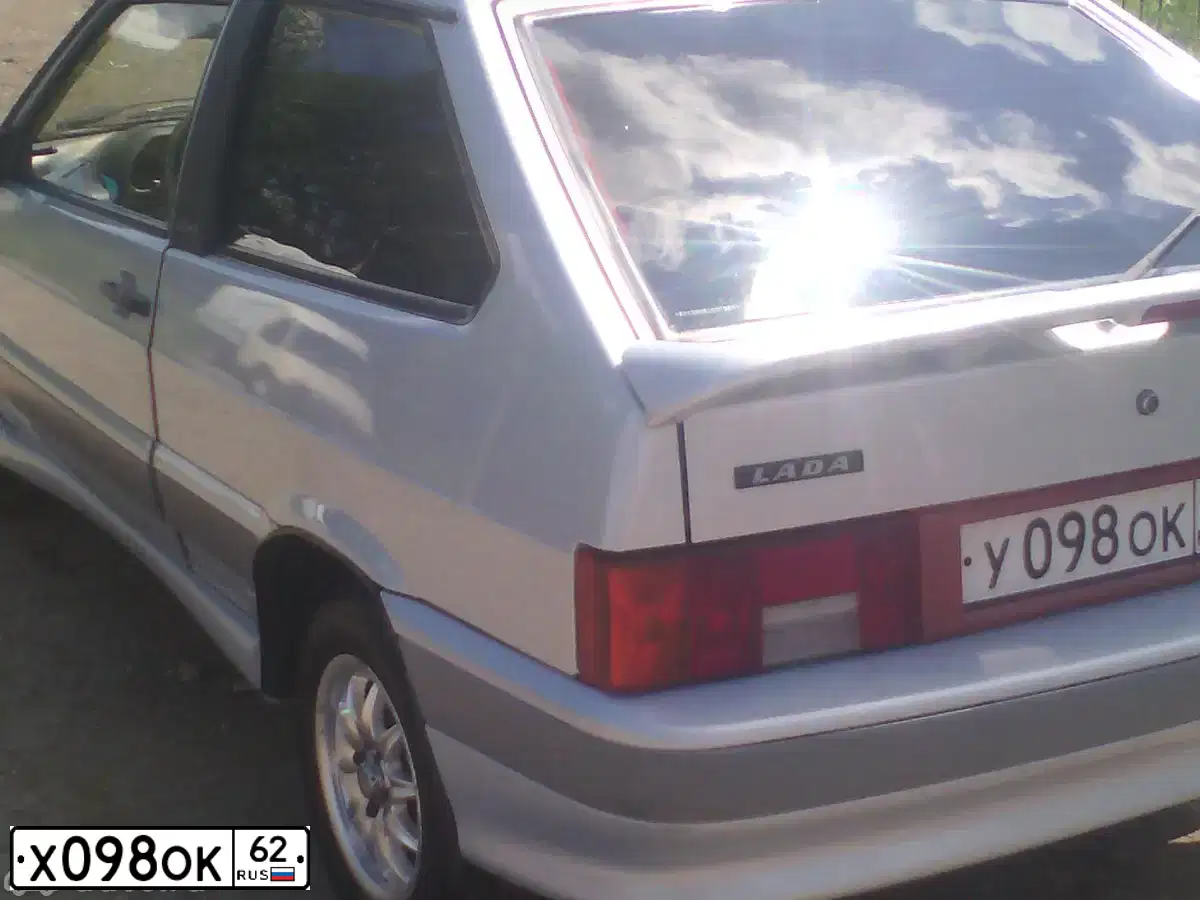Фото автомобиля LADA 2171 PRIORA, 2009 — госномер Х089ОК62. Цвет: Сине-Черный