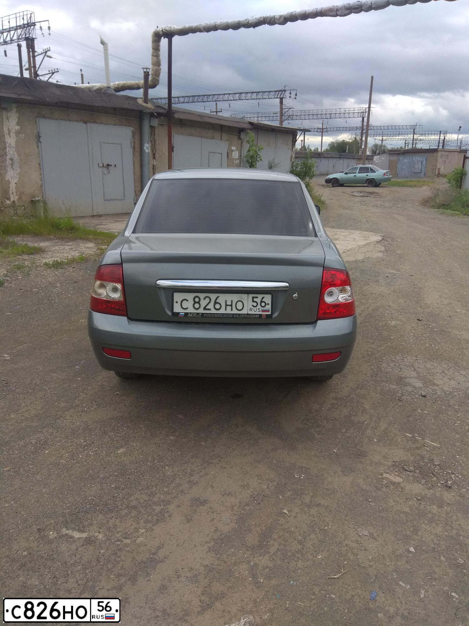 Фото автомобиля LADA 2170 PRIORA, 2008 — госномер С826НО56. Цвет: средний серо-зеленый металлик