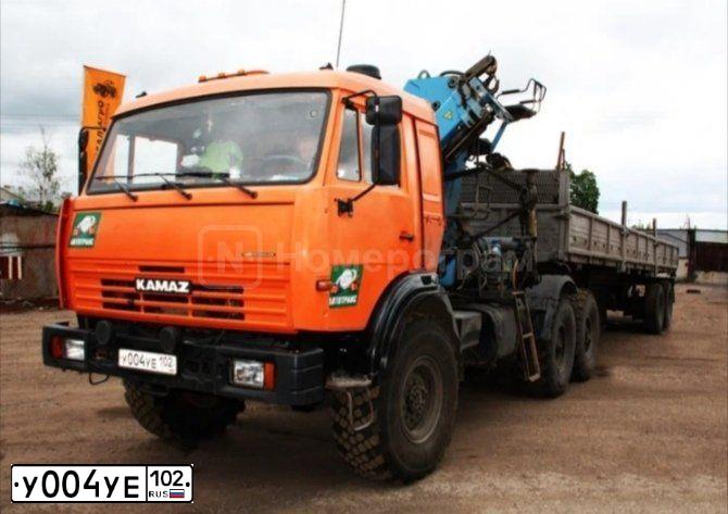 Фото автомобиля TOYOTA LANDCRUISER 200, 2013 — госномер У004УЕ102. Цвет: ЧЕРНЫЙ
