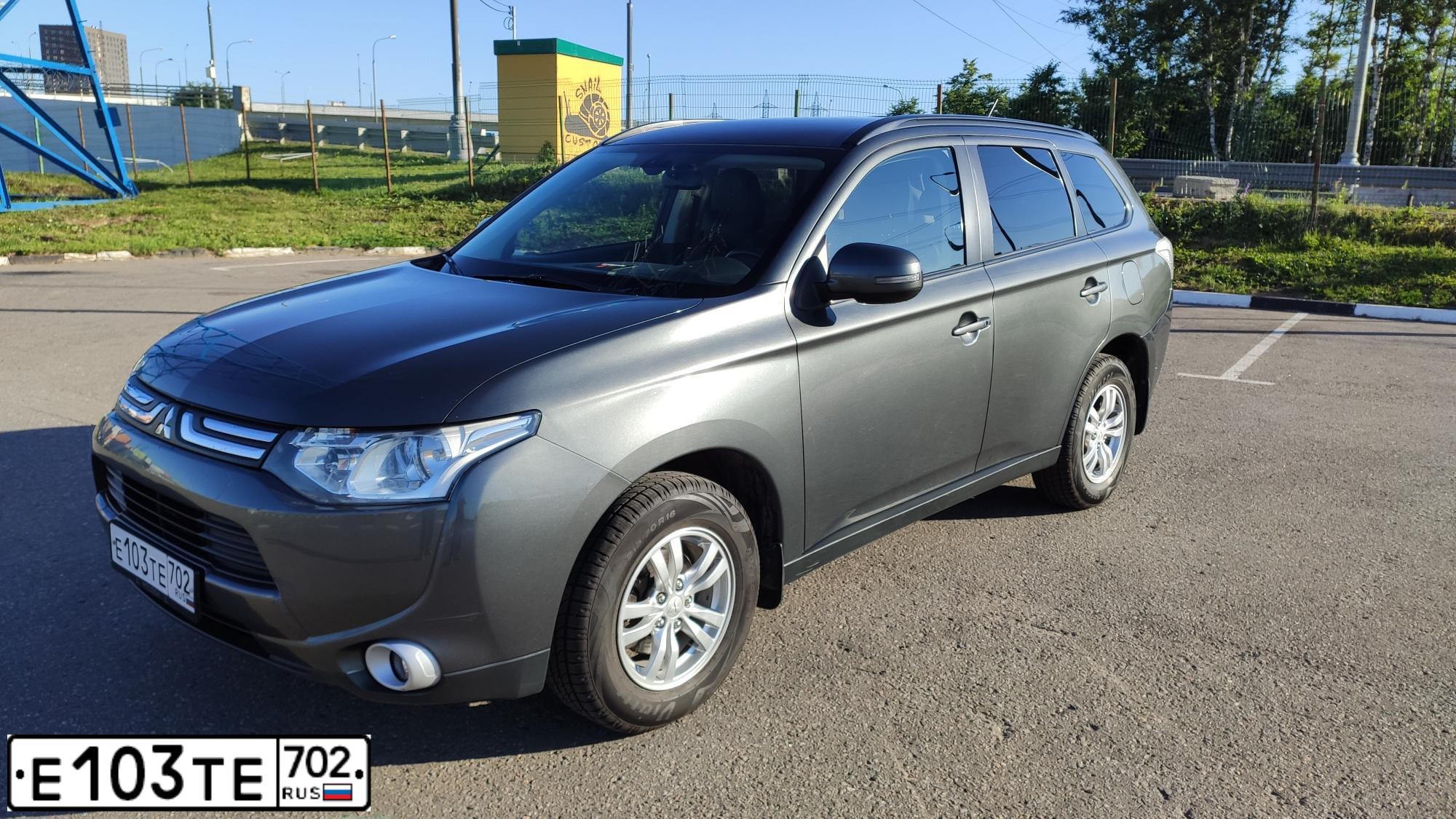 Фото автомобиля MITSUBISHI OUTLANDER, 2013 — госномер К287ТР76. Цвет: Серый