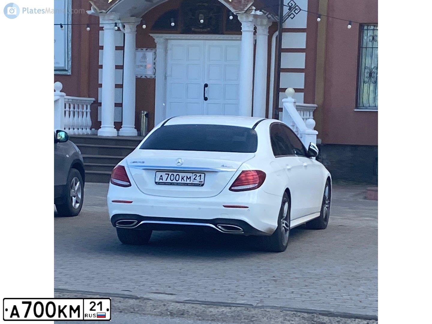 Фото автомобиля LEXUS IS, 2008 — госномер А700КМ21. Цвет: Красный
