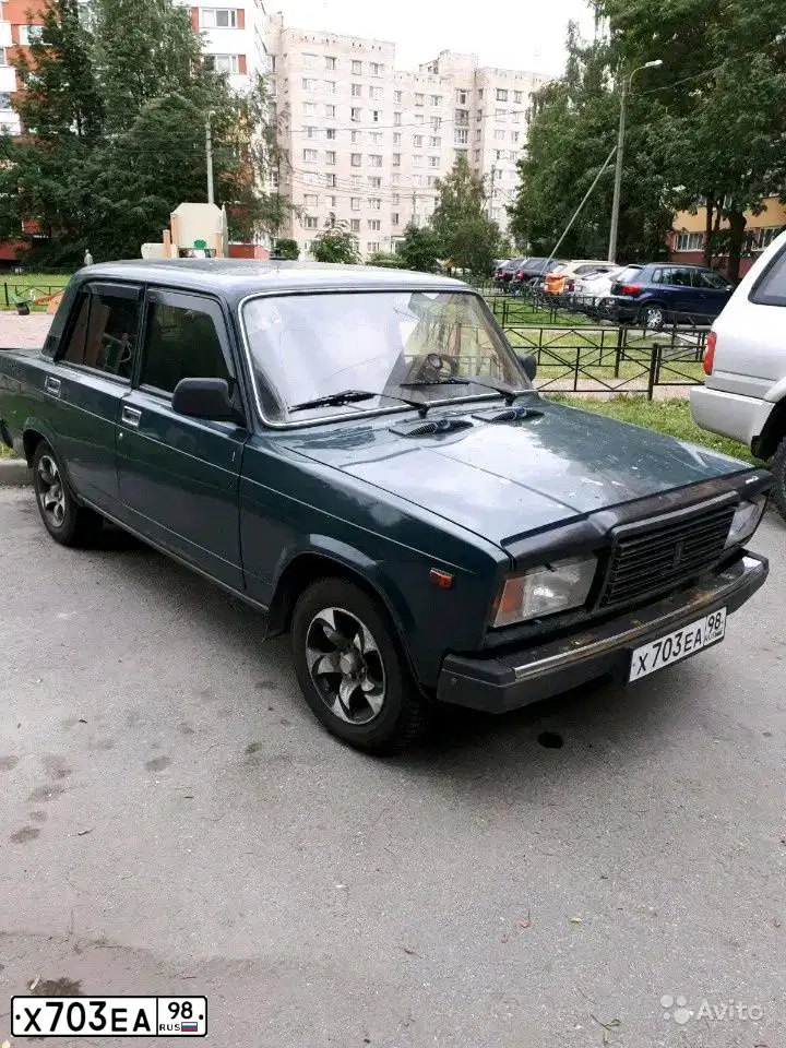 Фото автомобиля LADA 2107, 2007 — госномер К110ВН53. Цвет: Темно-зеленый