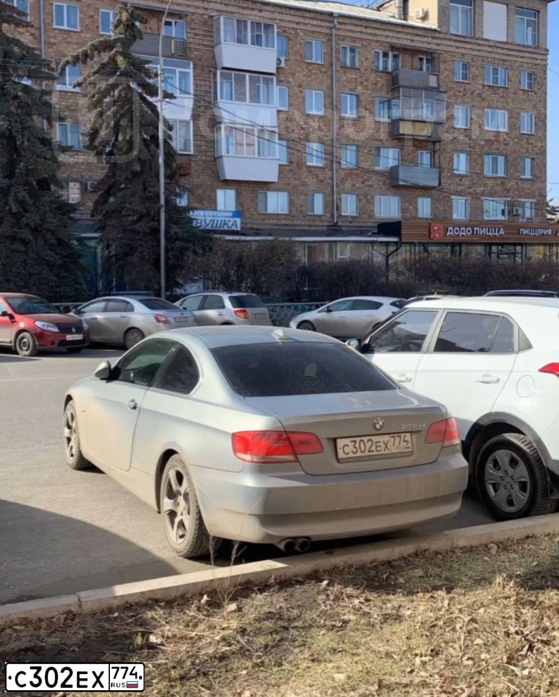 Фото автомобиля BMW SERIE 3, 2008 — госномер С302ЕХ774. Цвет: СЕРЫЙ