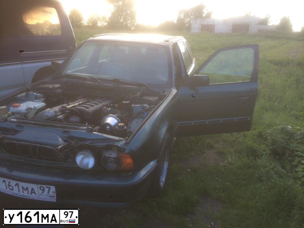 Фото автомобиля BMW SERIE 5, 1995 — госномер У161МА97. Цвет: ЗЕЛЕНЫЙ