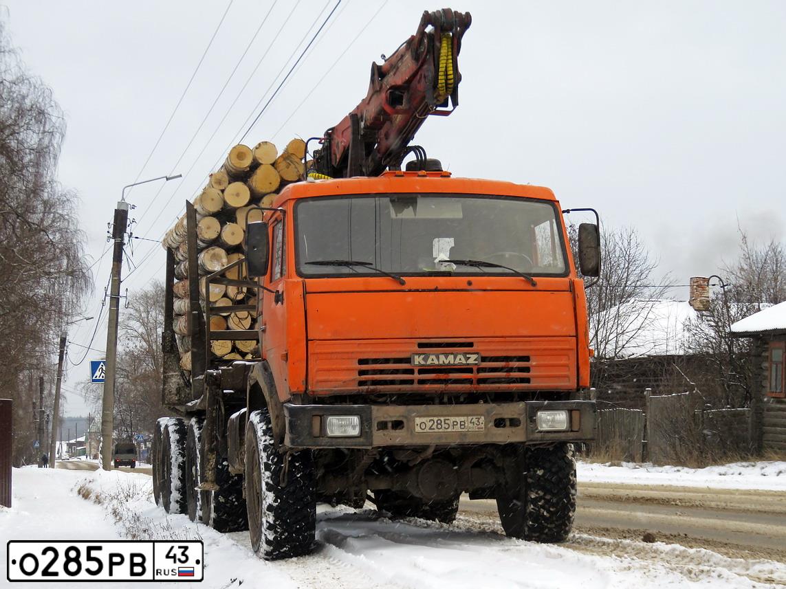 Фото автомобиля KAMAZ 44108 /6X6/, 2011 — госномер О285РВ43. Цвет: ОРАНЖЕВЫЙ