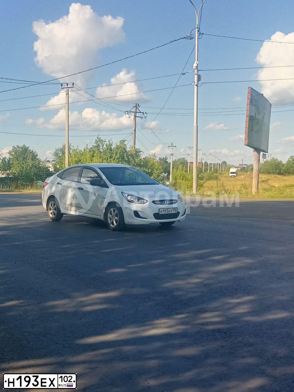 Фото автомобиля HYUNDAI SOLARIS, 2012 — госномер Н193ЕХ102. Цвет: Белый
