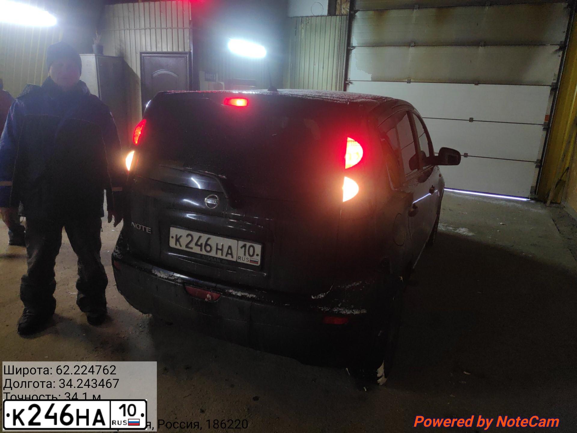 Фото автомобиля NISSAN NOTE, 2007 — госномер Р969РХ126. Цвет: ЧЕРНЫЙ