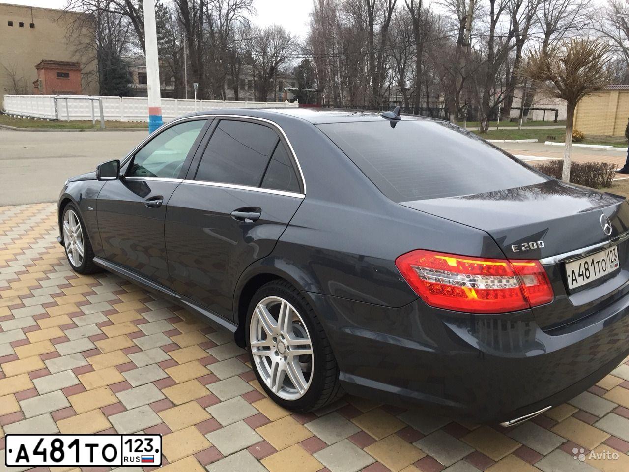 Фото автомобиля MERCEDES E-KLASSE, 2012 — госномер Р115ХА123. Цвет: Серый