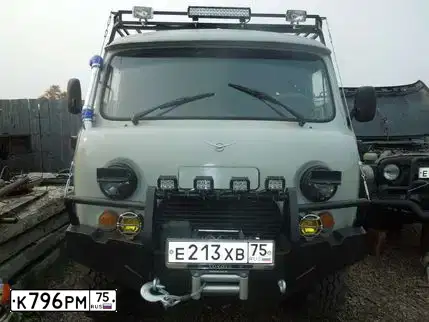 Фото автомобиля UAZ 3962, 1996 — госномер К796РМ75. Цвет: Белый