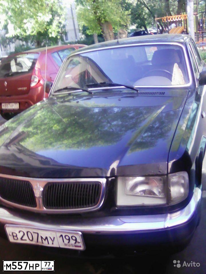 Фото автомобиля SKODA FABIA, 2013 — госномер М557НР77. Цвет: Комбинированный бело-черный