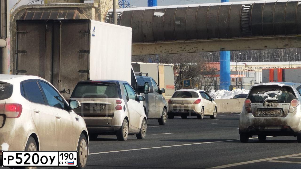 Фото автомобиля PEUGEOT 308, 2009 — госномер Т945КК977. Цвет: Серый