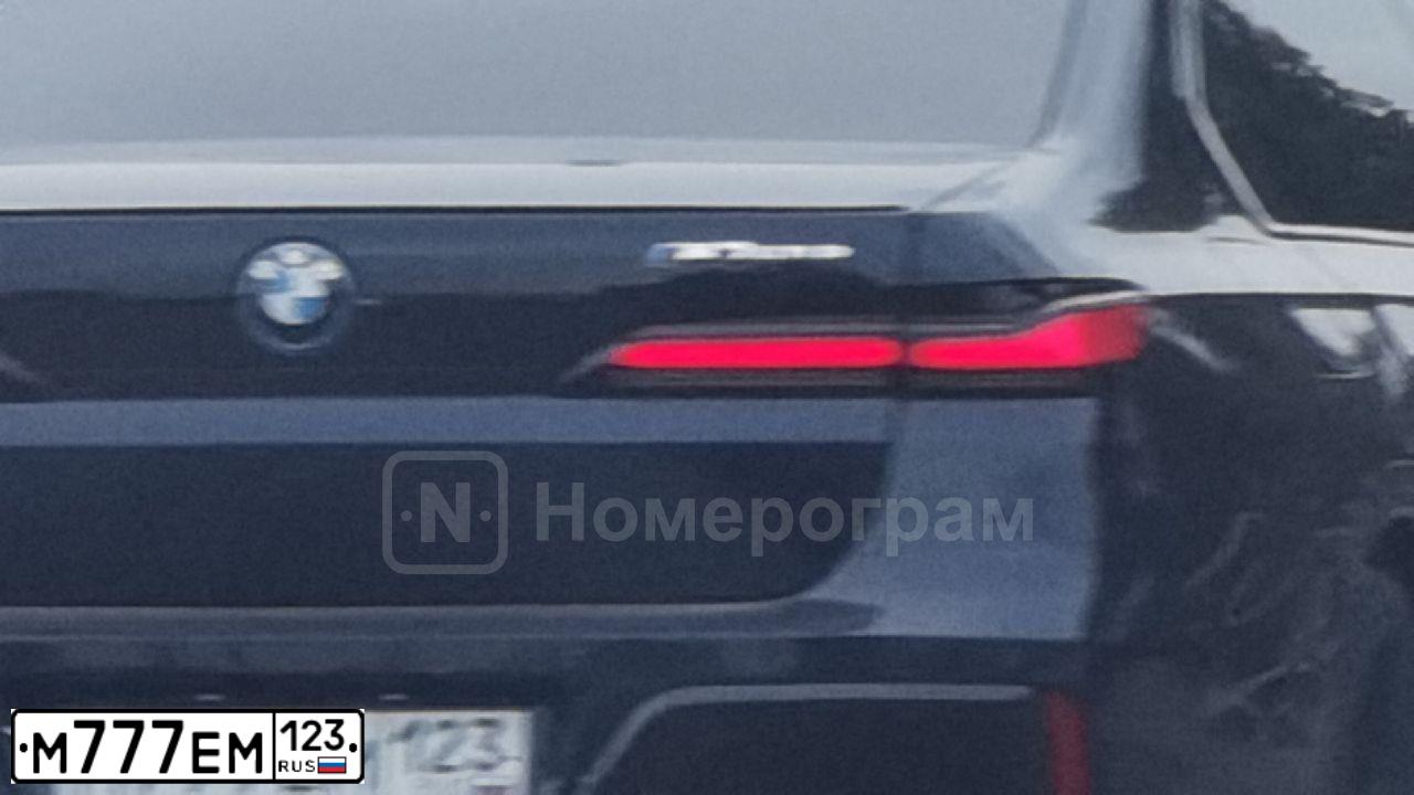 Фото автомобиля AUDI A6, 2017 — госномер М777ЕМ123. Цвет: ЧЕРНЫЙ