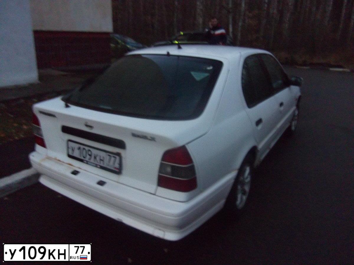 Фото автомобиля LADA 2107, 1995 — госномер У109КН77. Цвет: Белый