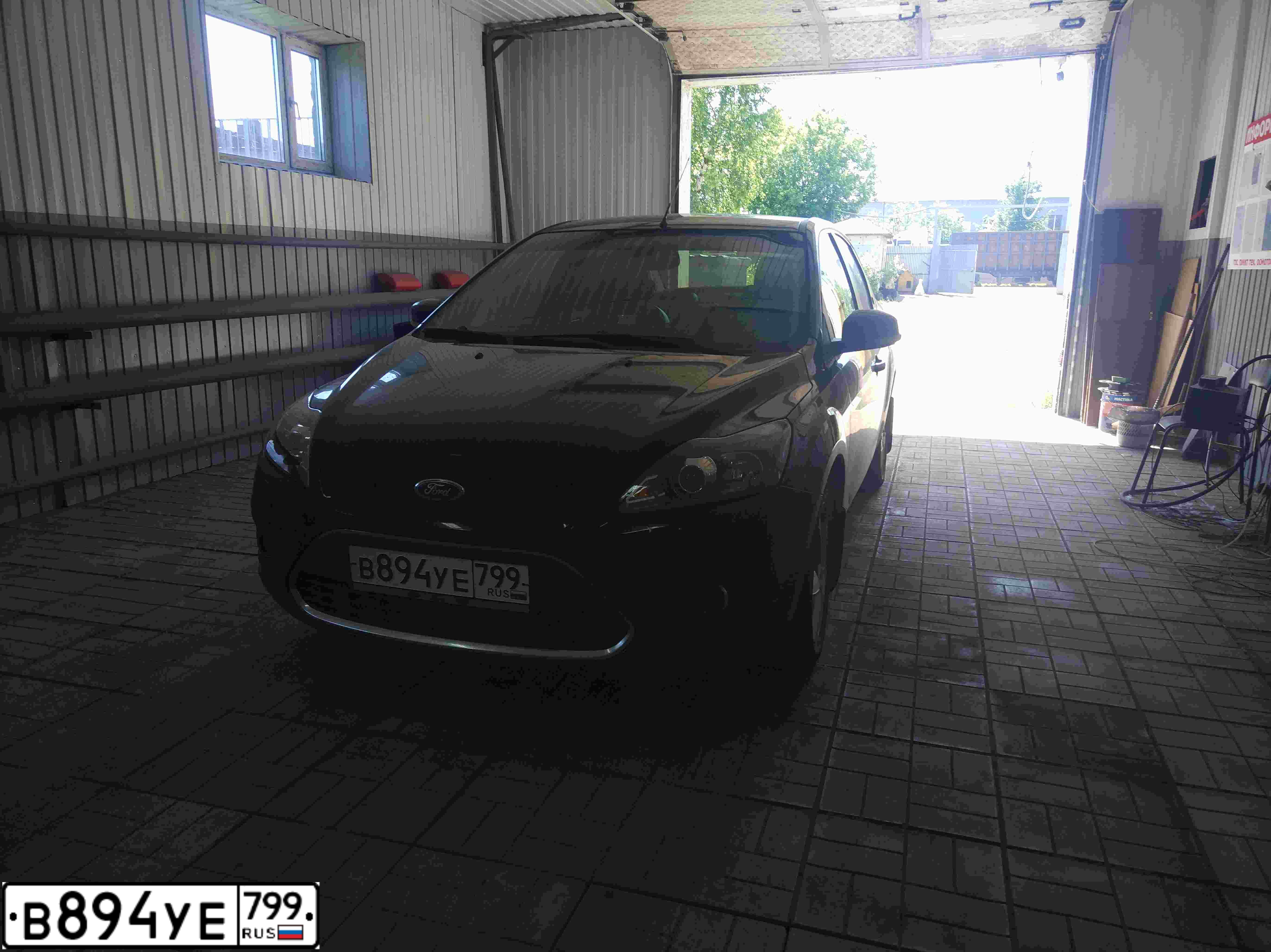 Фото автомобиля FORD FOCUS, 2008 — госномер С623СК150. Цвет: ЧЕРНЫЙ
