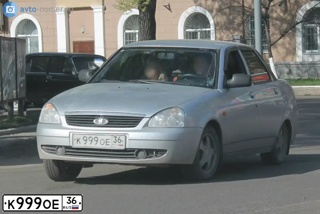 Фото автомобиля LADA 2110, 2003 — госномер Н835ТО36. Цвет: СВЕТЛО СЕРЕБРИСТЫЙ МЕТАЛЛ