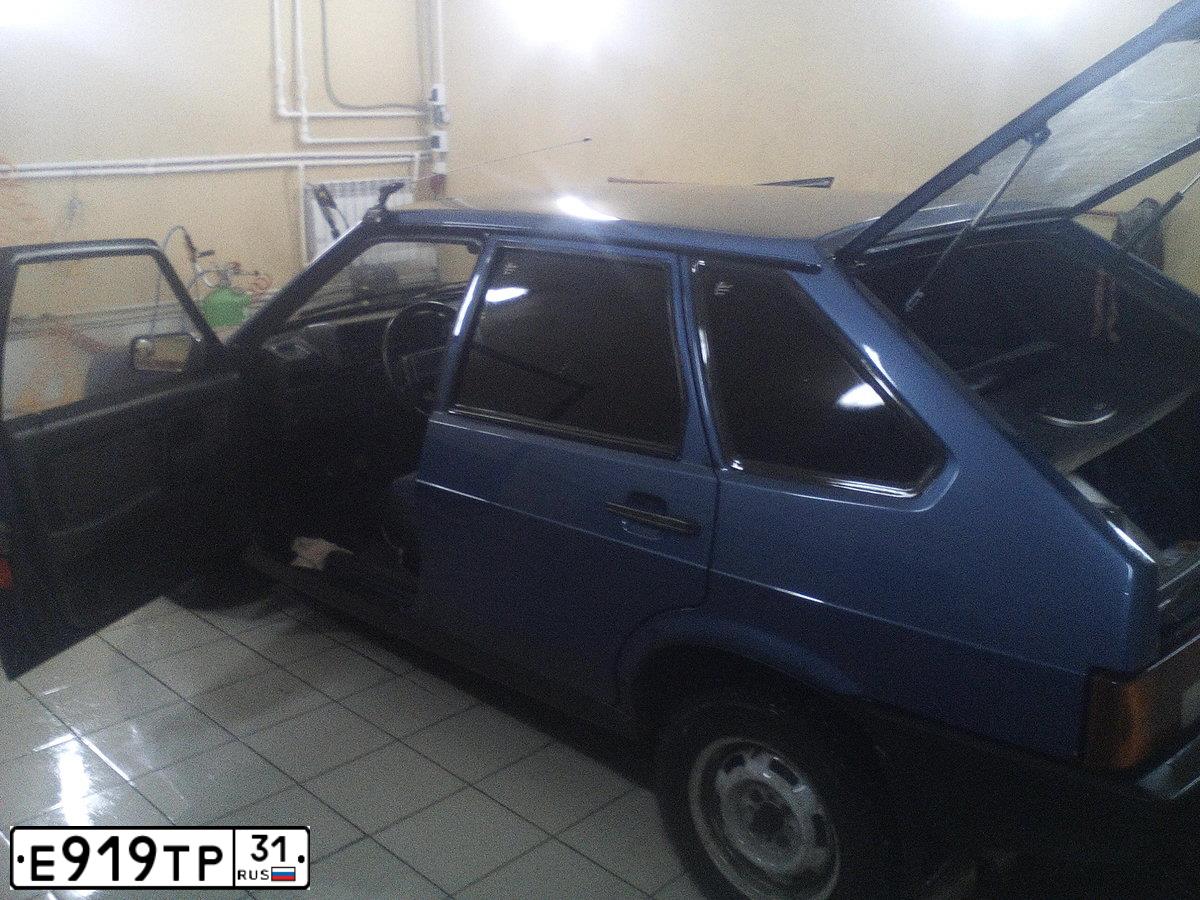 Фото автомобиля LADA 2109 SAMARA, 1997 — госномер Е919ТР31. Цвет: ЛАГУНА