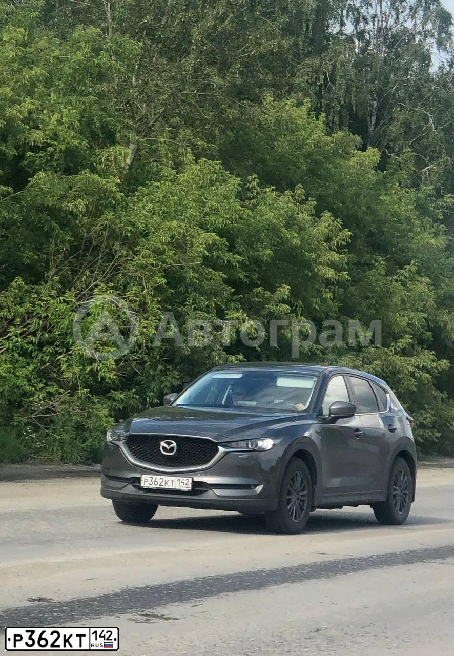 Фото автомобиля MAZDA CX-5, 2020 — госномер Р362КТ142. Цвет: СЕРЫЙ