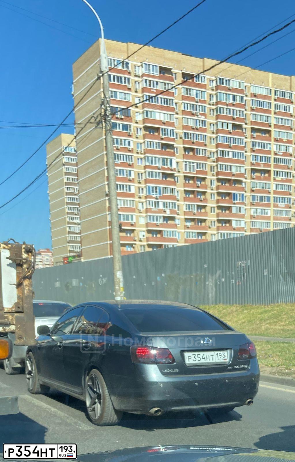 Фото автомобиля LEXUS GS, 2005 — госномер Р354НТ193. Цвет: ТЕМНО-СЕРЫЙ
