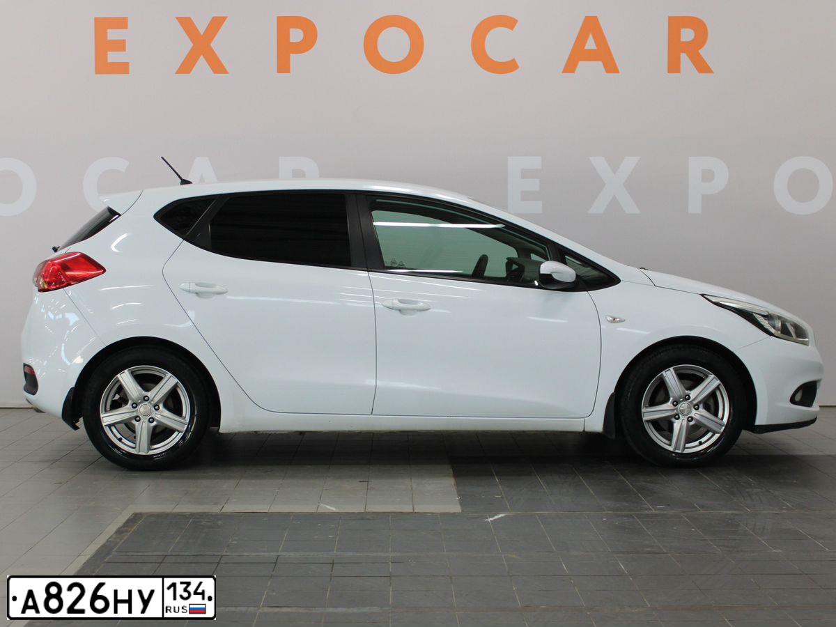 Фото автомобиля KIA CEED JD, 2013 — госномер С269ВК181