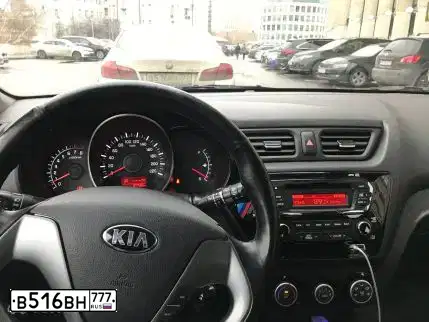 Фото автомобиля BMW SERIE 5, 2013 — госномер В516ВН777. Цвет: БЕЛЫЙ