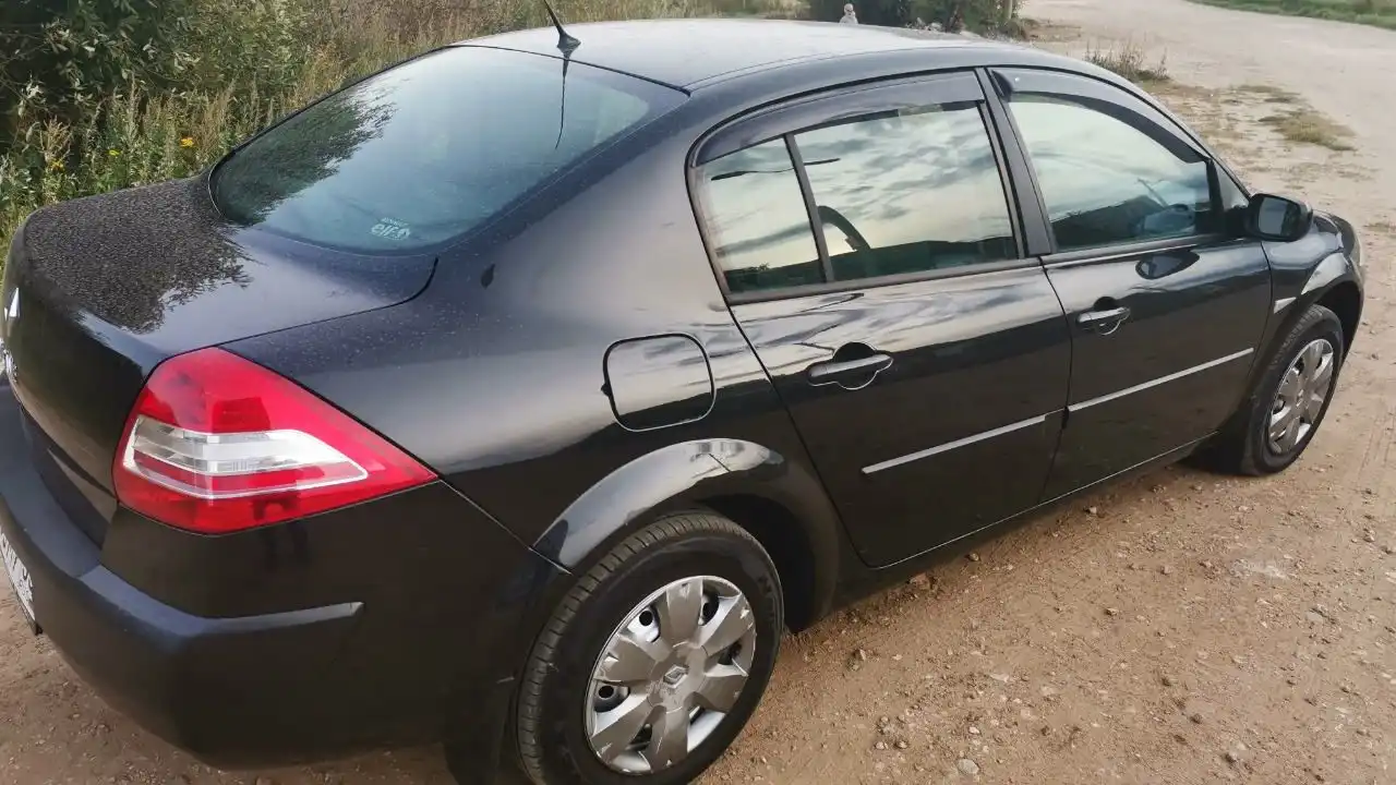 Фото автомобиля RENAULT MEGANE, 2008 — госномер В631МН37. Цвет: ЧЕРНЫЙ