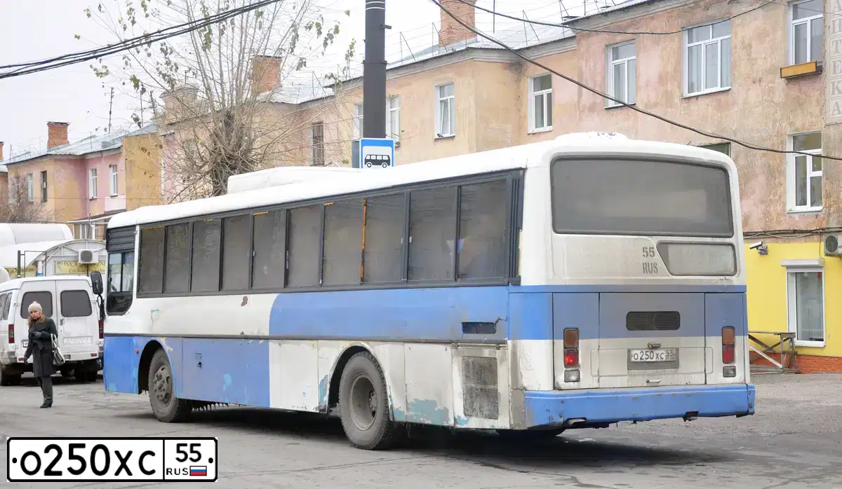 Фото автомобиля HYUNDAI AERO, 1998 — госномер О250ХС55. Цвет: СИНИЙ|БЕЛЫЙ