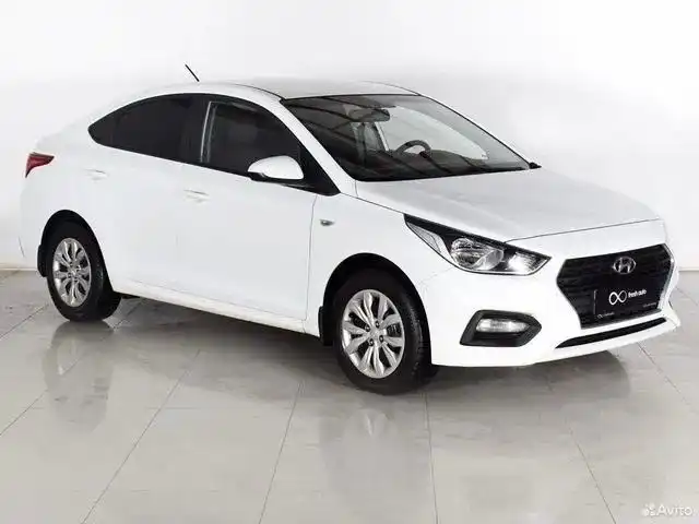 Фото автомобиля HYUNDAI SOLARIS, 2017 — госномер В468КВ136
