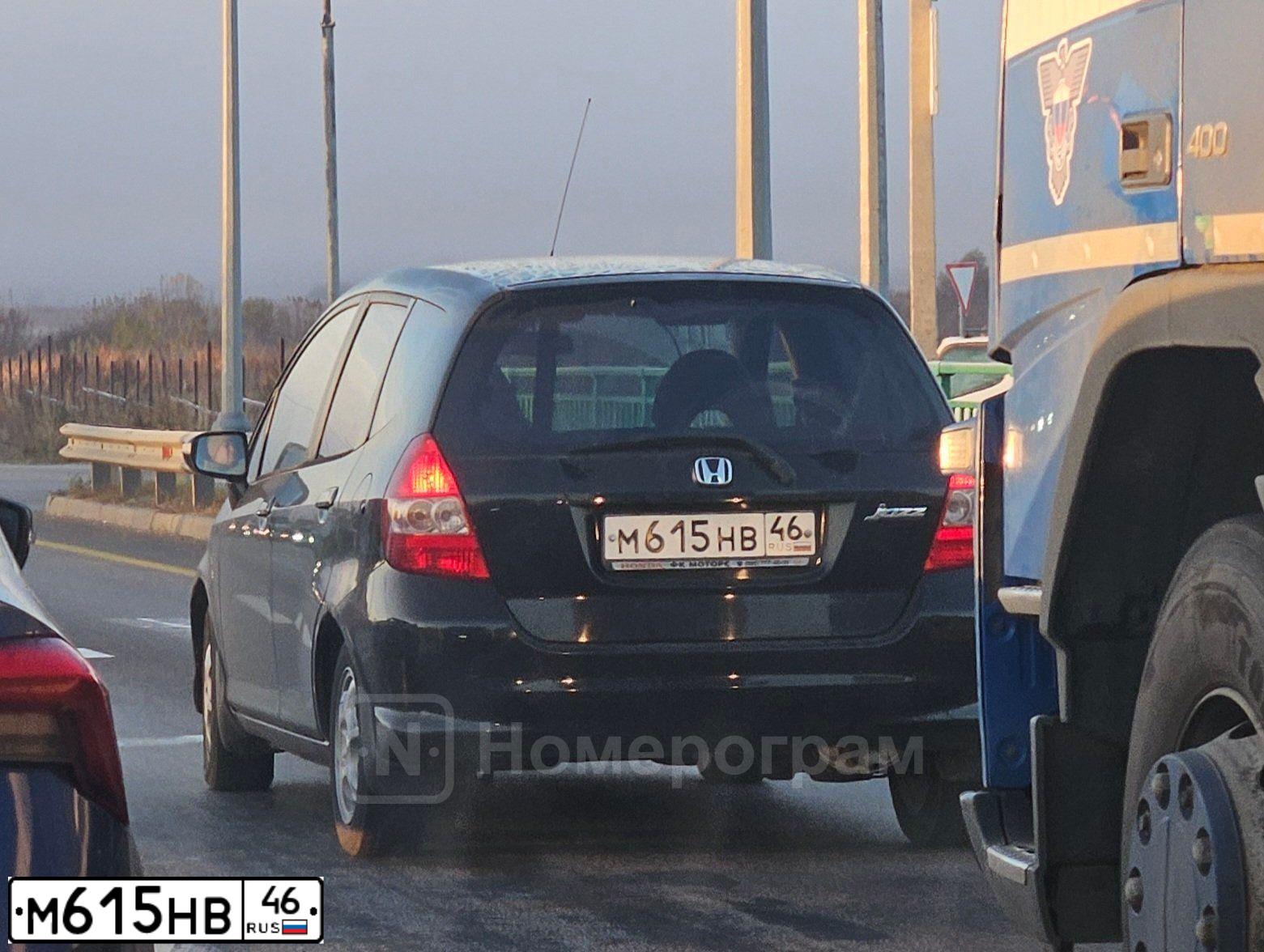 Фото автомобиля HONDA JAZZ, 2005 — госномер М615НВ46. Цвет: ЧЕРНЫЙ
