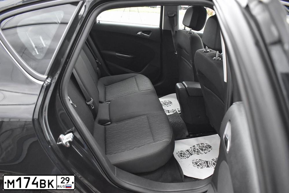 Фото автомобиля OPEL ASTRA, 2014 — госномер М260ХМ29. Цвет: ЧЕРНЫЙ МЕТАЛЛИК