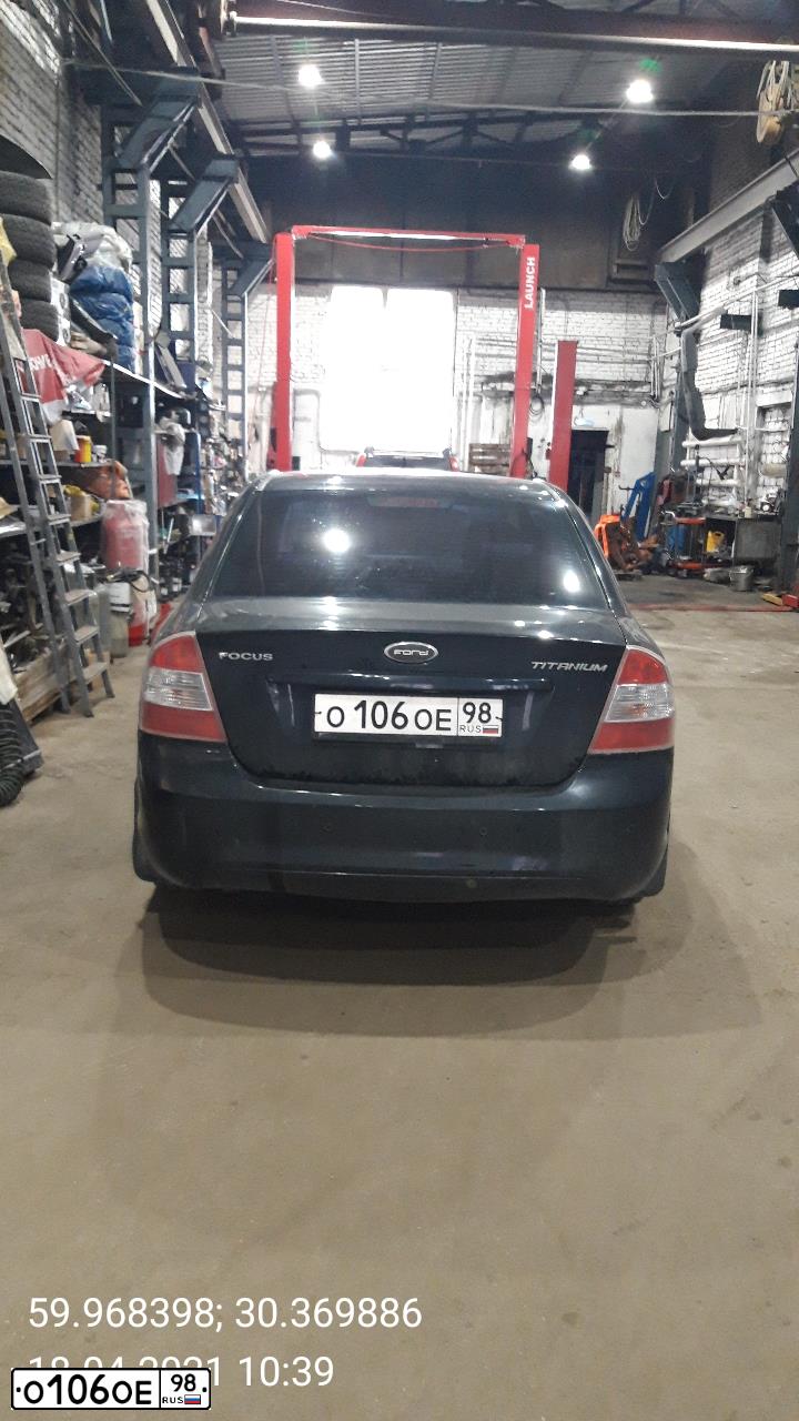 Фото автомобиля FORD FOCUS, 2009 — госномер О106ОЕ98. Цвет: ЧЕРНЫЙ