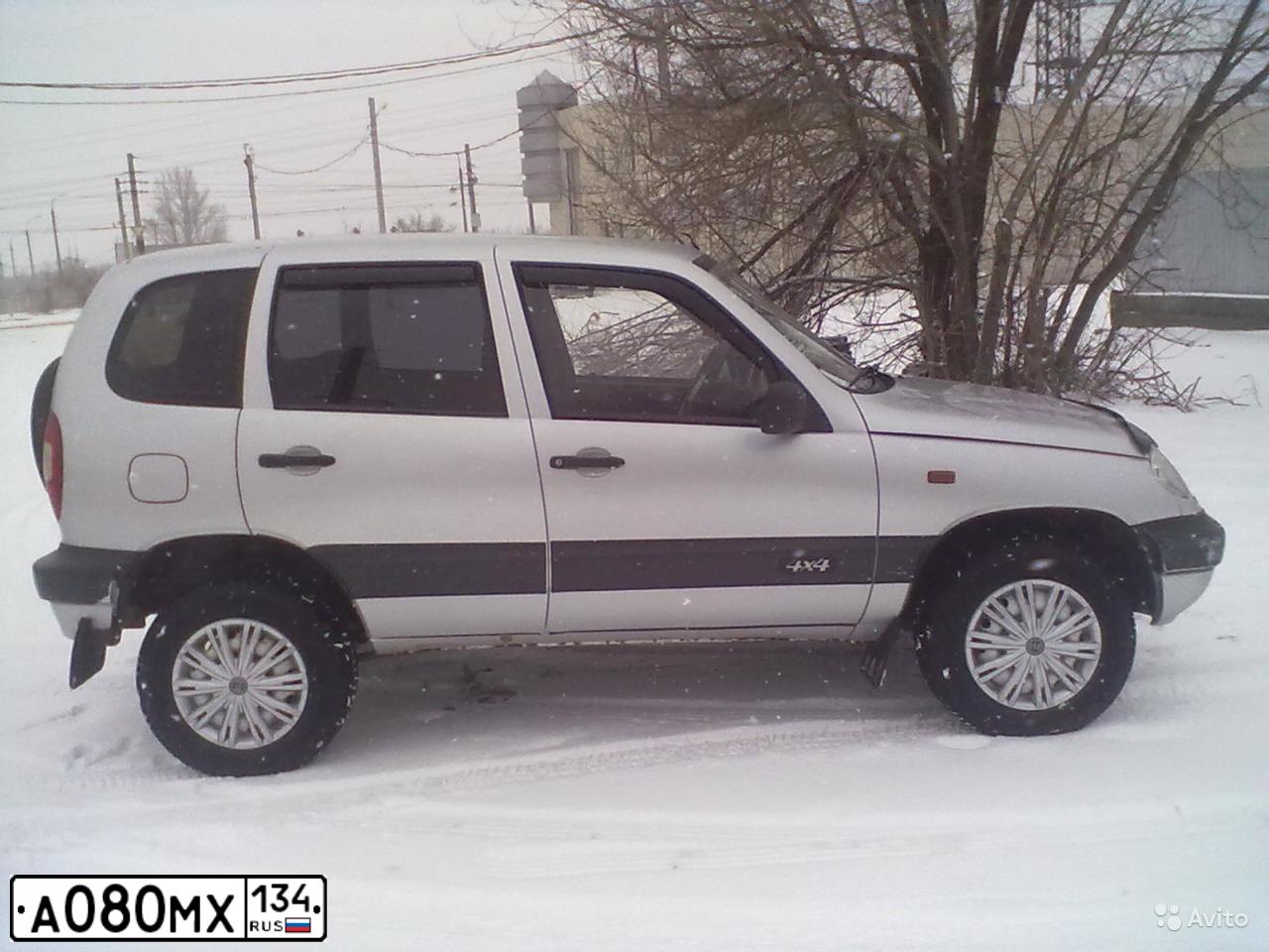 Фото автомобиля CHEVROLET NIVA, 2003 — госномер А080МХ134. Цвет: СВЕТЛО-СЕРЕБ МЕТАЛЛ.