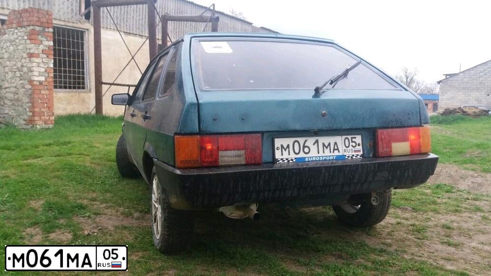 Фото автомобиля LADA 2109 SAMARA, 1999 — госномер М061МА05. Цвет: СЕРЕБРИСТО ЗЕЛЕНЫЙ