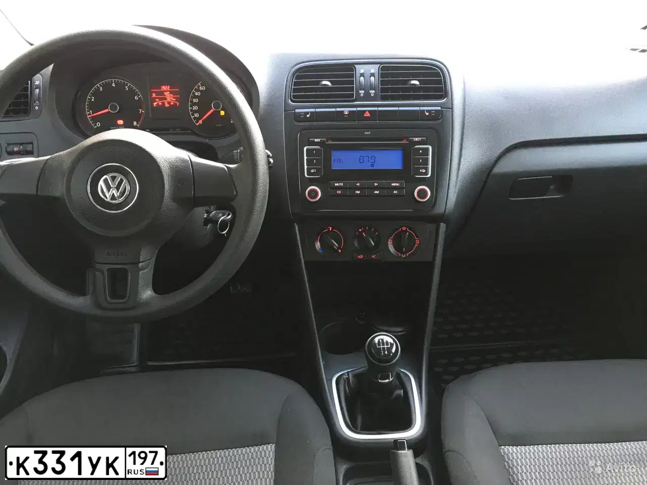 Фото автомобиля VOLKSWAGEN POLO, 2012 — госномер К280УР95. Цвет: СИНИЙ