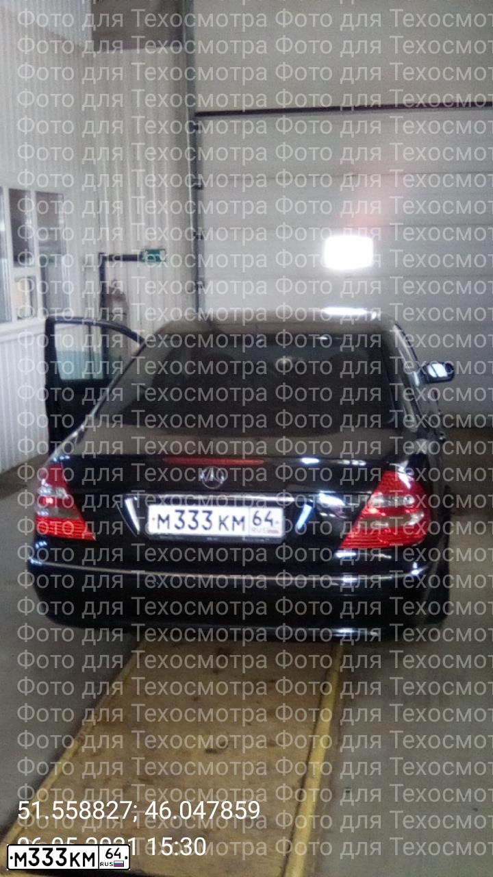 Фото автомобиля MERCEDES E-KLASSE, 2002 — госномер М333КМ64. Цвет: ЧЕРНЫЙ