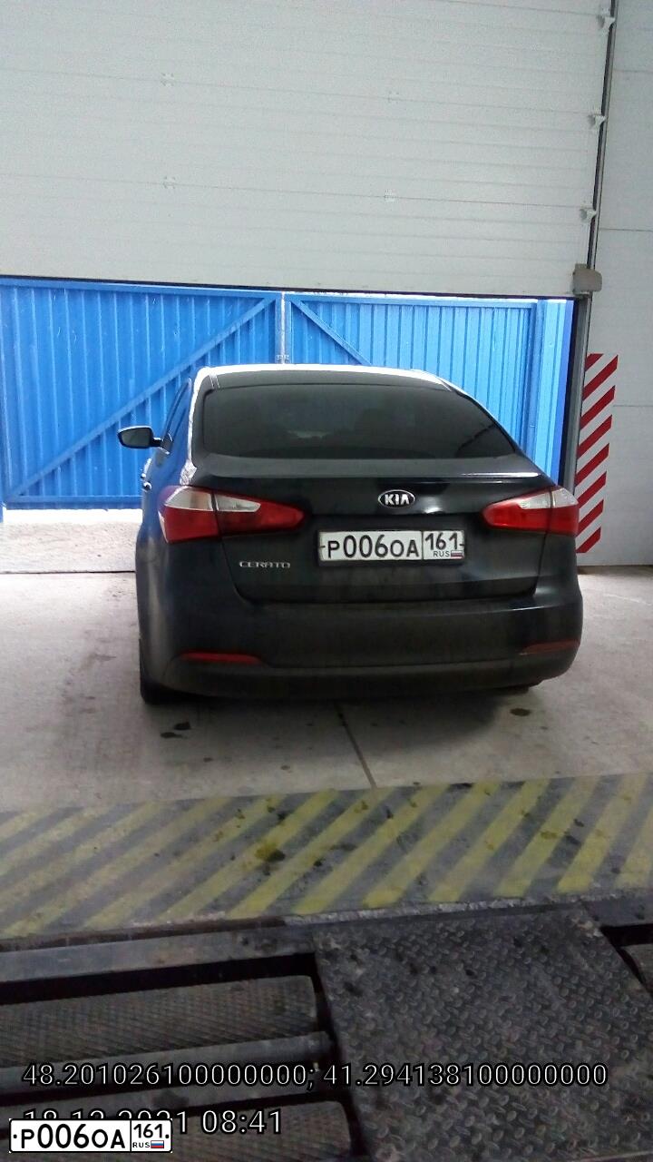 Фото автомобиля OPEL ASTRA, 2012 — госномер А640ВА761. Цвет: ЧЕРНЫЙ
