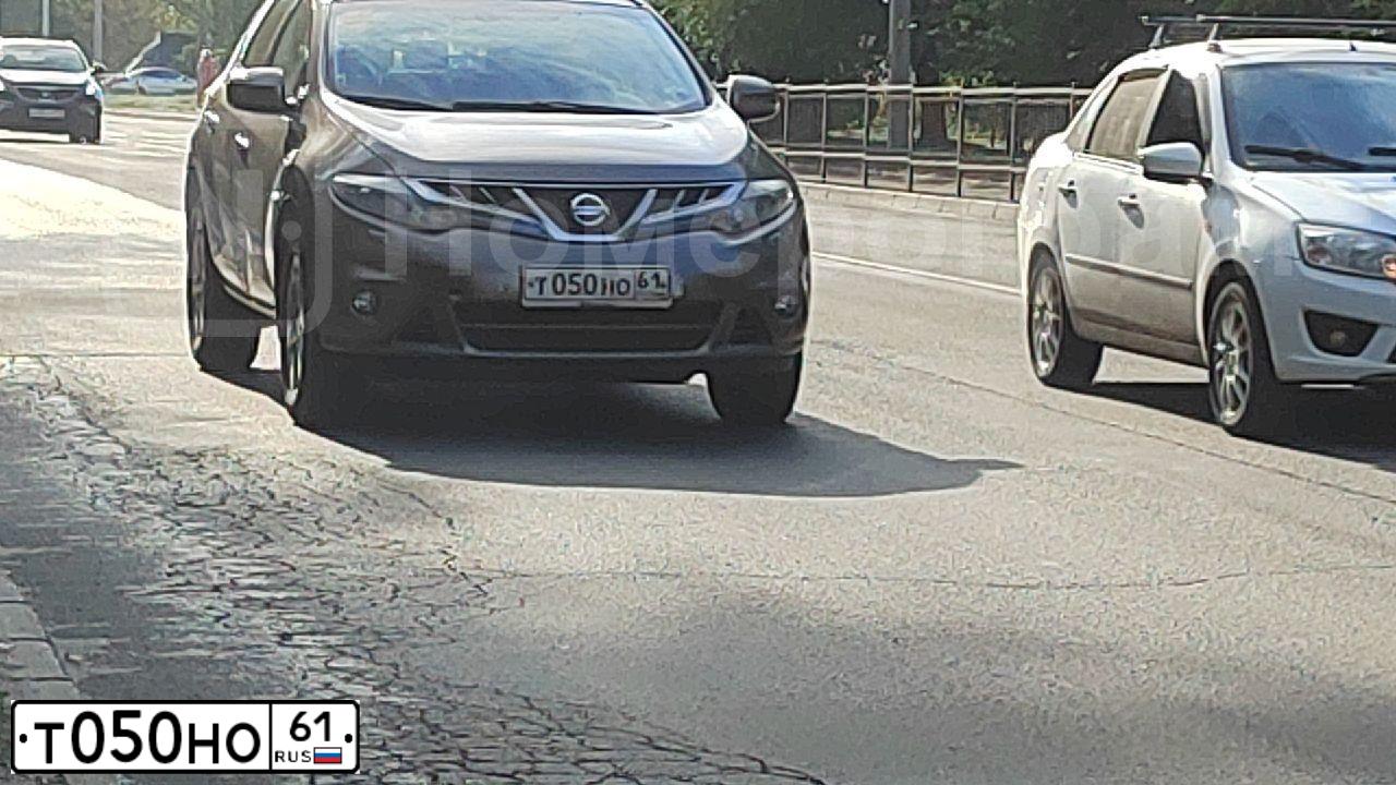 Фото автомобиля NISSAN MURANO, 2011 — госномер О529УР76. Цвет: СЕРЫЙ