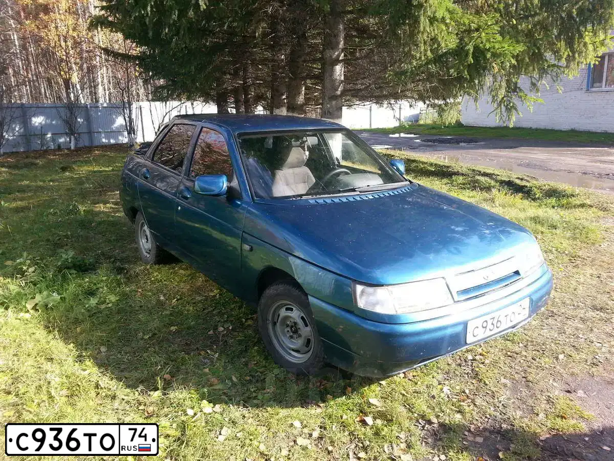 Фото автомобиля FORD FOCUS, 2002 — госномер Р974ЕМ774. Цвет: Серебристый