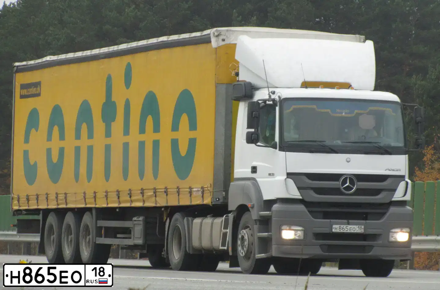 Фото автомобиля MERCEDES AXOR, 2011 — госномер С190РЕ124. Цвет: Белый
