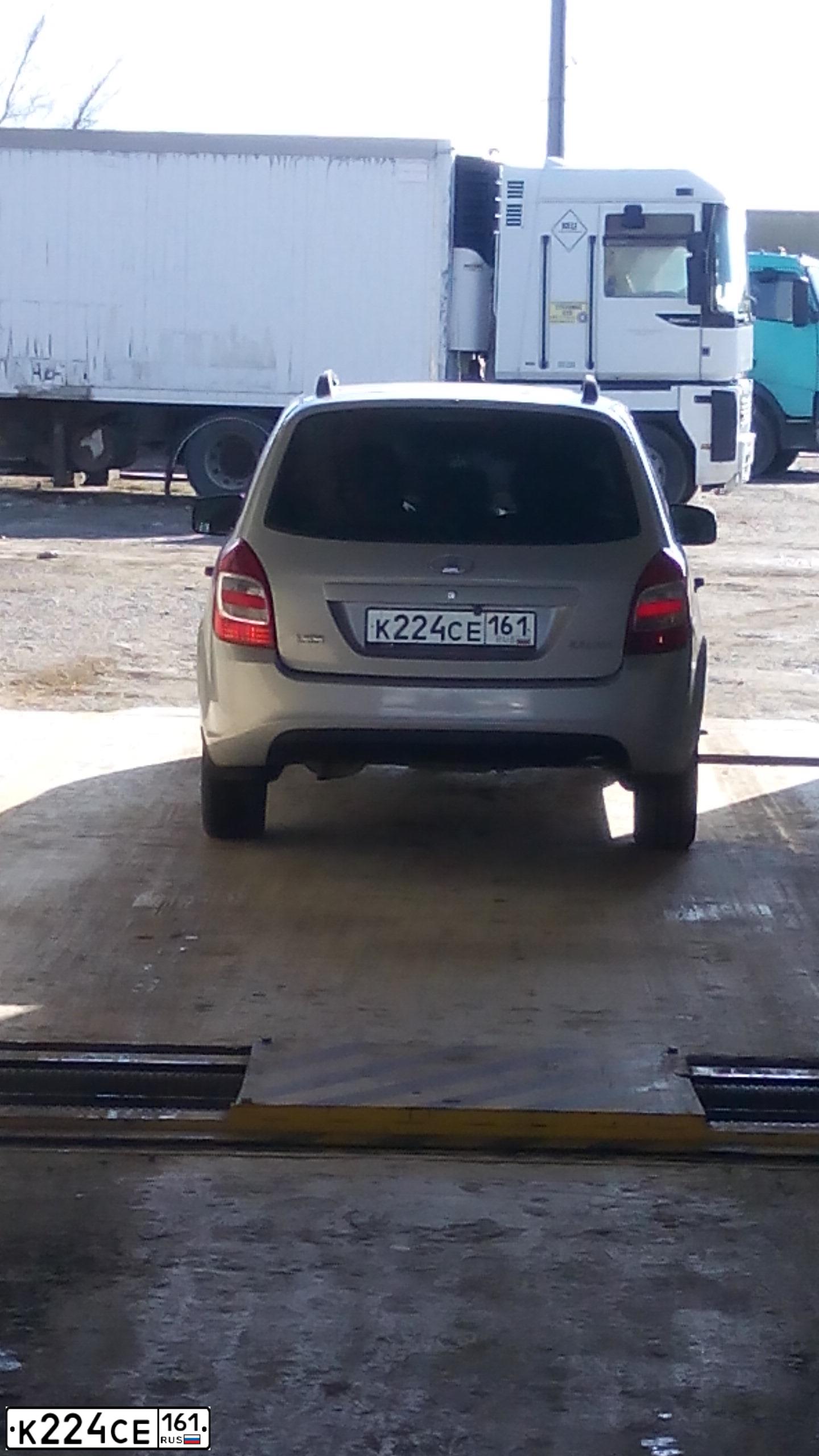 Фото автомобиля LADA 2194 KALINA, 2014 — госномер К224СЕ161. Цвет: СЕРЕБРИСТЫЙ
