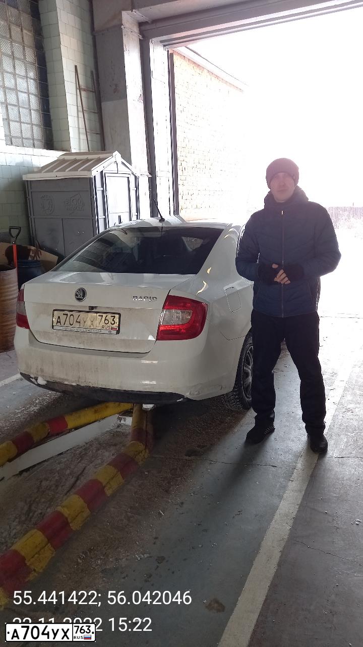 Фото автомобиля SKODA A RAPID, 2016 — госномер К854АР702. Цвет: Белый