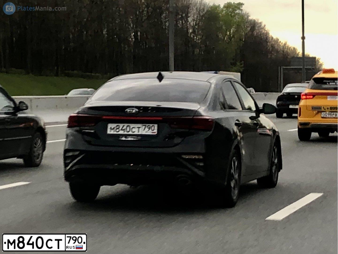 Фото автомобиля KIA FORTE, 2018 — госномер М840СТ790. Цвет: ЧЕРНЫЙ