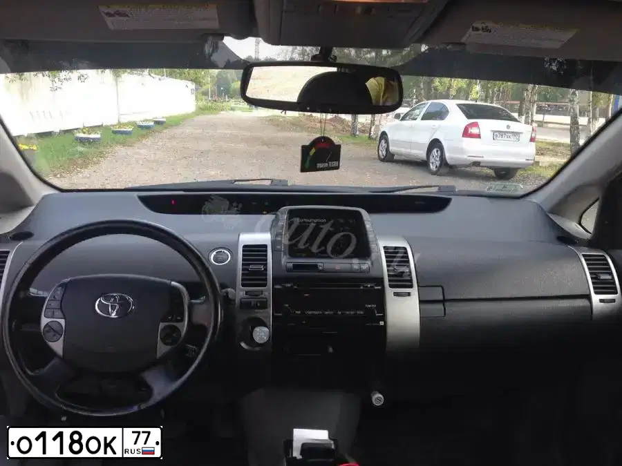 Фото автомобиля TOYOTA PRIUS, 2009 — госномер К920ХС197. Цвет: СИНИЙ