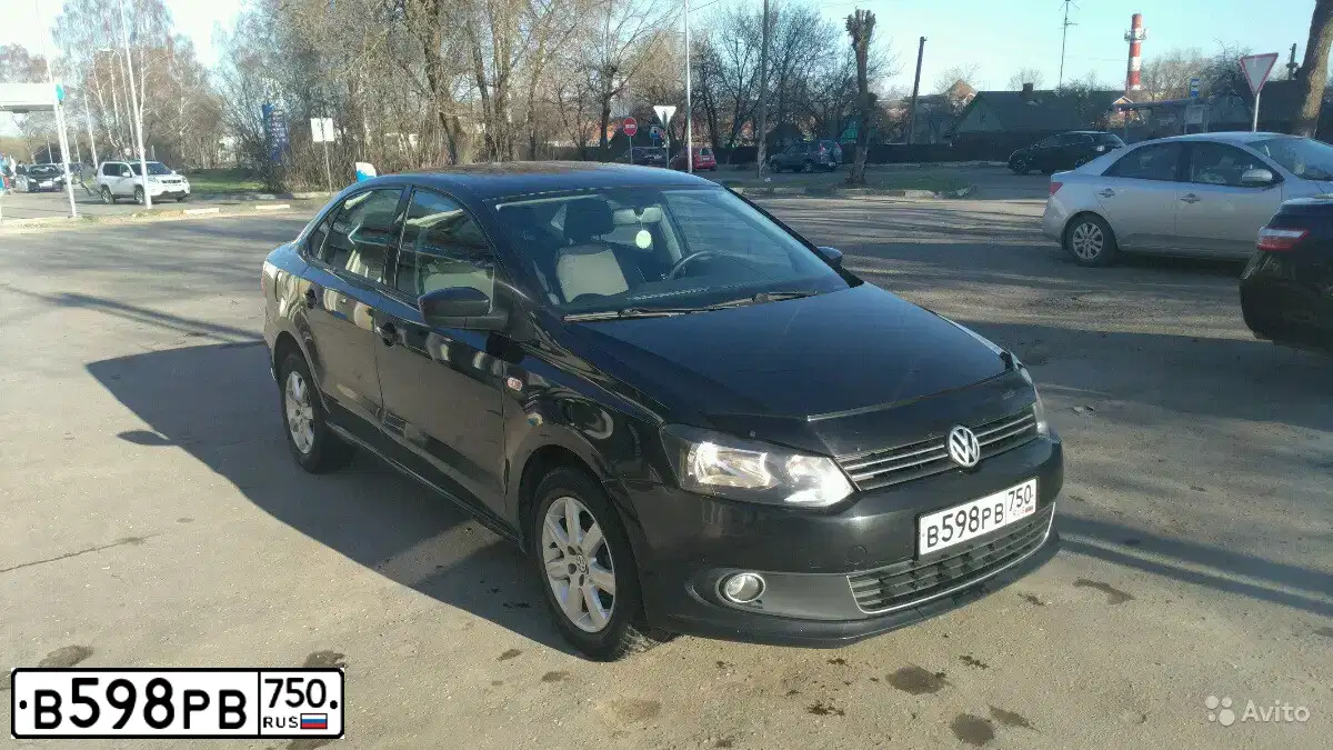 Фото автомобиля VOLKSWAGEN POLO, 2012 — госномер В598РВ750