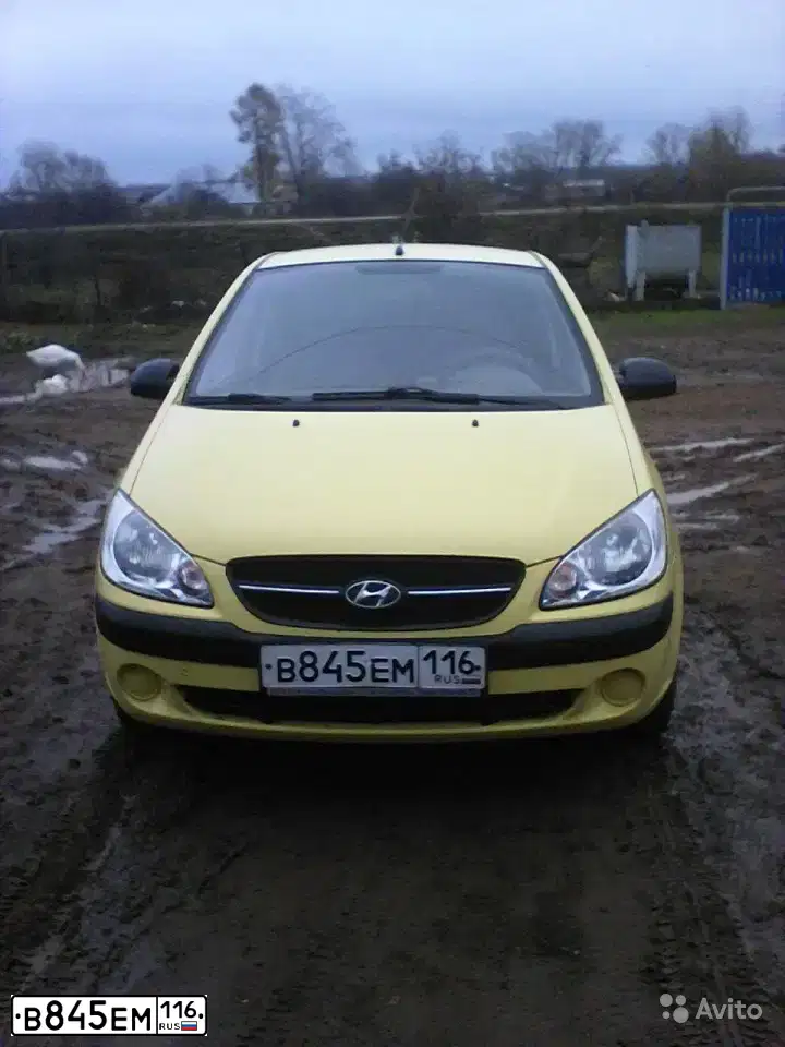 Фото автомобиля HYUNDAI GETZ, 2010 — госномер В845ЕМ116. Цвет: СВЕТЛО-ЖЕЛТЫЙ