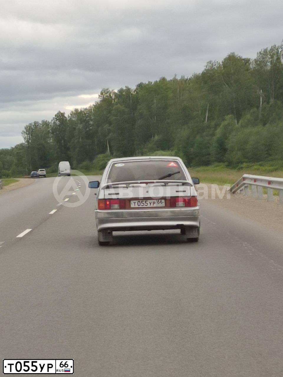 Фото автомобиля LADA 2114 SAMARA, 2005 — госномер Т055УР66. Цвет: СВЕТЛО-СЕРЫЙ